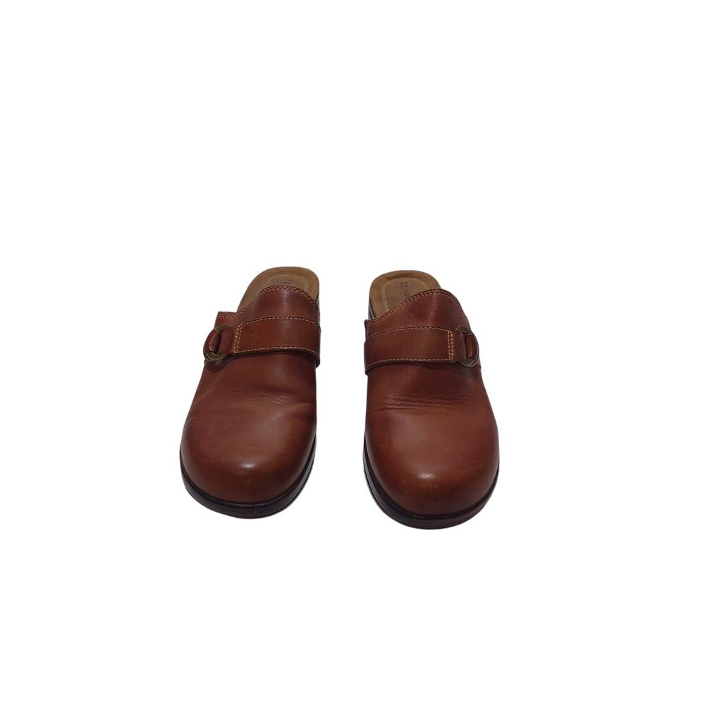 womens naturalize leather slip-on shoes